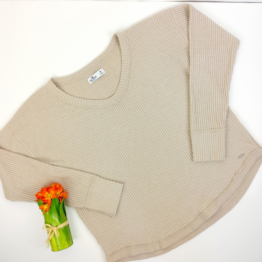 Hollister Cream Waffle Knit Long Sleeve Top Size M
